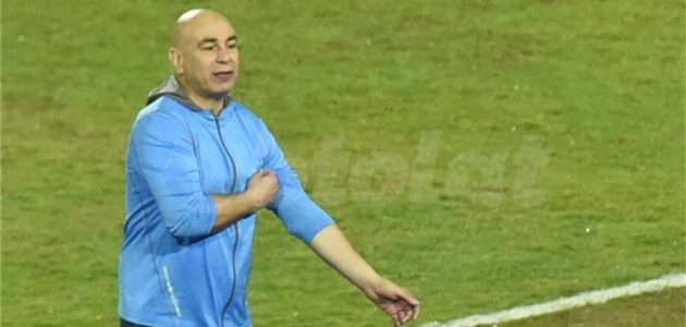 حسام حسن يشيد بـ لاعب المصري بعد الفوز على الزمالك في الدوري
