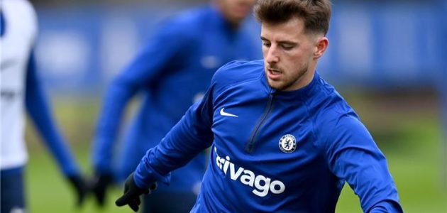 تشيلسي يرفض الاستسلام بشأن مستقبل ماسون مونت