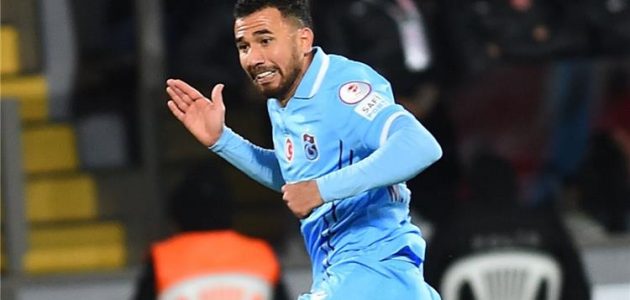 بعد الاهتمام السعودي.. مدرب طرابزون سبور يعلق على مستقبل تريزيجيه